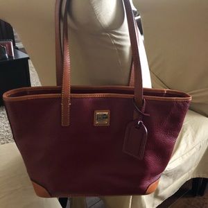 ❌❌❌SOLD Dooney and Bourke shoulder bag